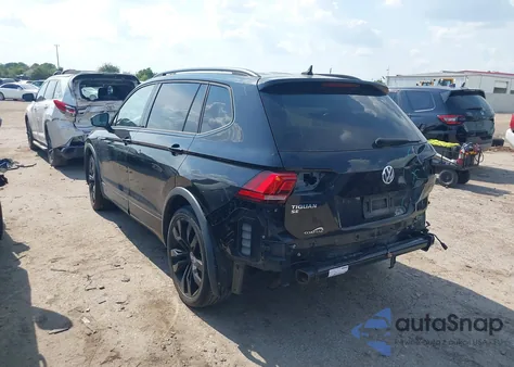 2021 Volkswagen Tiguan 2.0T Se/2.0T Se R-Line Black/2.0T Sel from USA, damaged, VIN 3VV2B7AX5MM012222